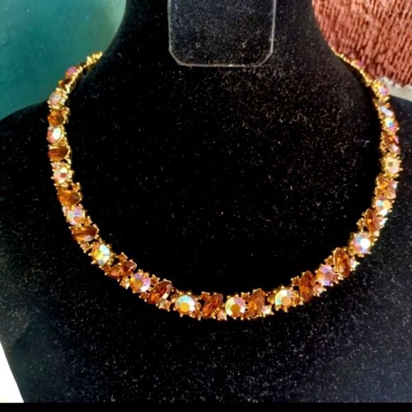 VTG SIGNED TRIFARI AB TOPAZ RHINESTONE GOLD TONE NECKLACE w/tags box 1960 - Picture 3 of 16